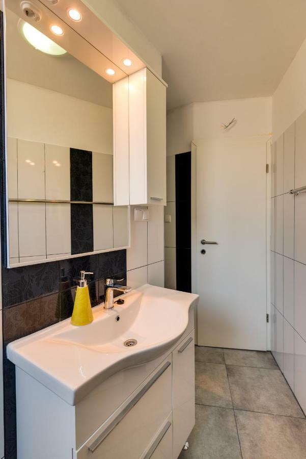 Jadrija 6 Appartement Šibenik Buitenkant foto